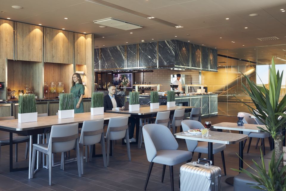 Helsinki Airport (HEL): Premium Lounge Entry - Important Information