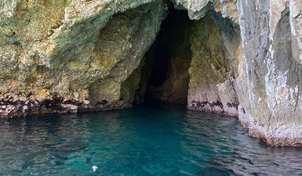 Hidden Bays of Stara BašKa, Island Krk - With Lunch - Lunch in Stara Baška Village