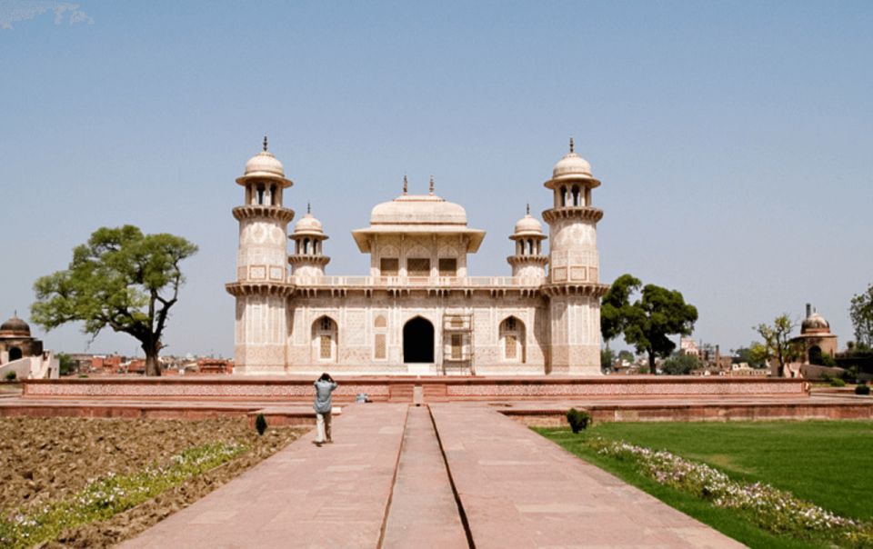 Highlights of Agra Full Day City Tour With Tour Guide - Exploration of Itmad-Ud-Daulah Tomb