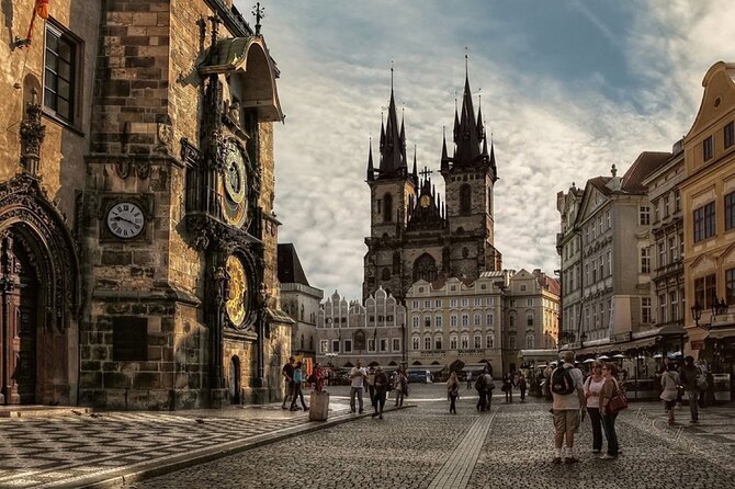 Historical Prague Guided E-Bike Tour - Features