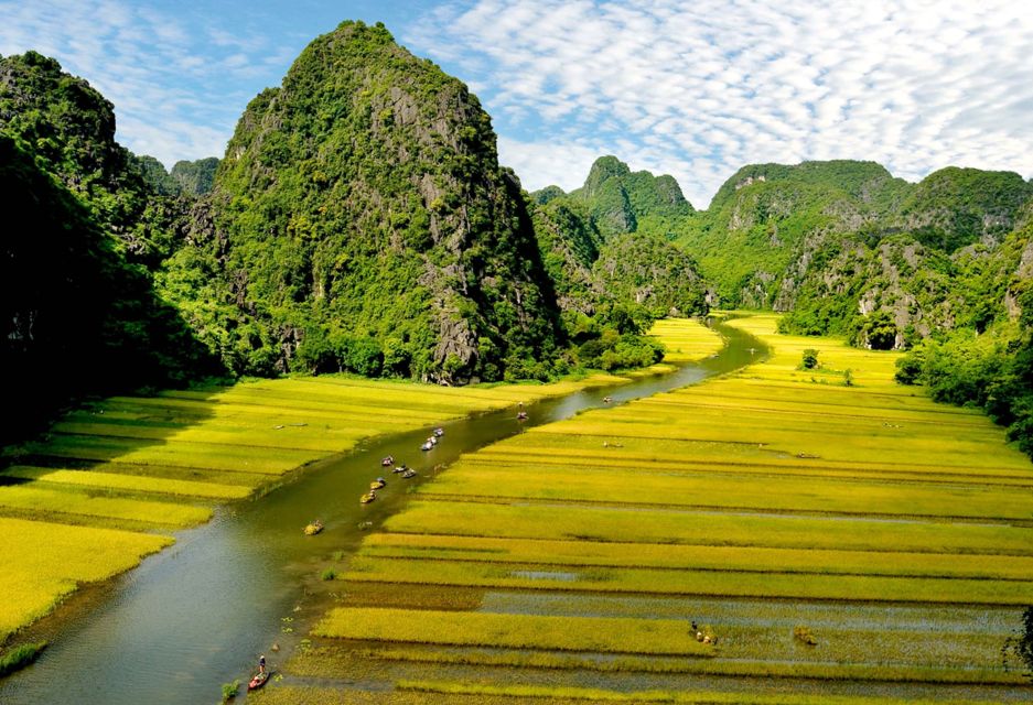 Hoa Lu and Tam Coc With Bike Ride and Family Visit - Itinerary Highlights
