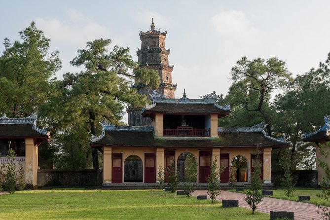 Hue Full Day Guided Tour With 5 Must See Places in Hue - Thien Mu Pagoda Experience