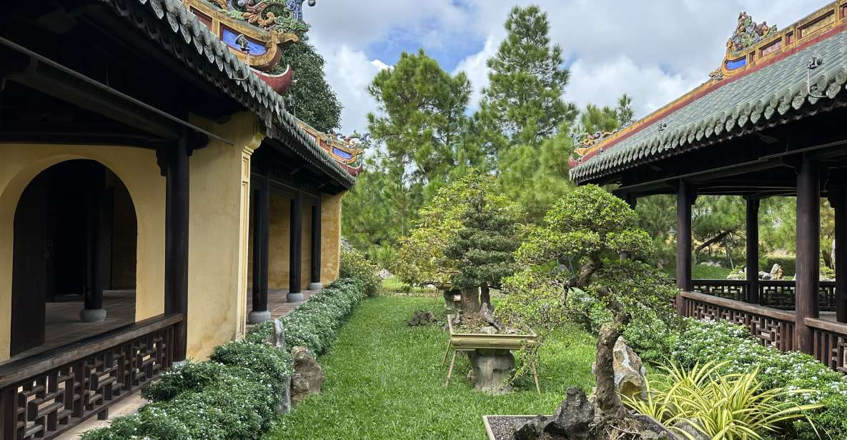 Hue Imperial City Walking Tour in 2,5 Hours - Guide Matthews Reviews and Insights