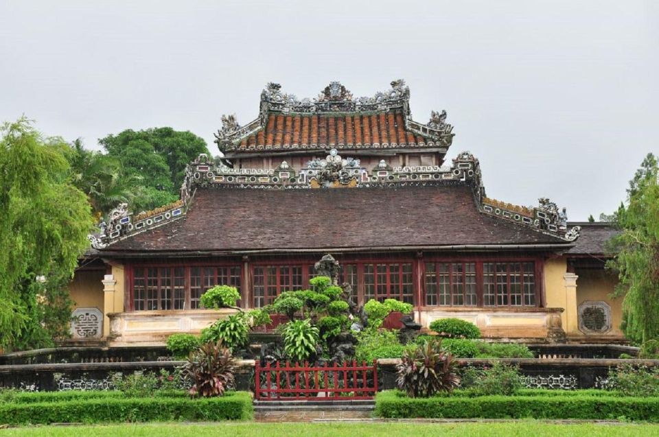 Hue Royal Tombs Tour: Visit Best Tombs of Kings With Guide - Full Description