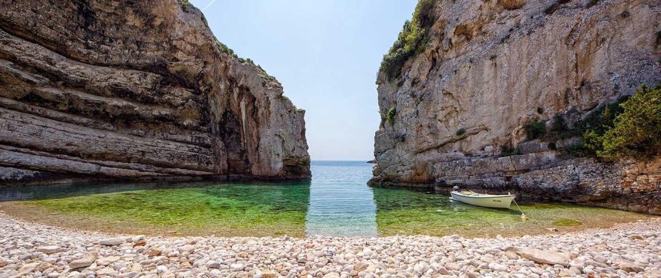 Hvar:Blue & Grenn Cave and Vis Island Private Speedboat Tour - Exclusive Speedboat Experience Highlights