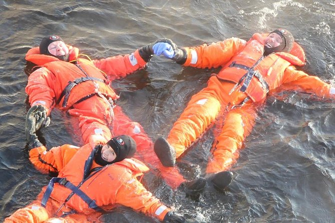 Ice-Floating Experience by Olavinlinna Castle in Savonlinna - Common questions