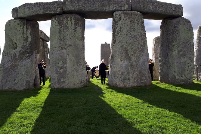 Inner Circle Access of Stonehenge Including Bath and Lacock Day Tour From London - Tour Experience