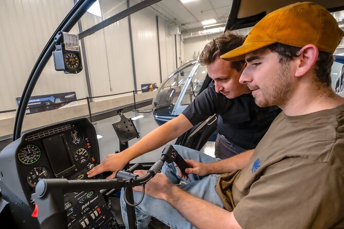 Introduction to Helicopter Piloting in Gatineau-Ottawa - Safety Measures During Flight