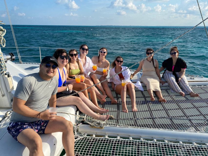 Isla Mujeres: Catamaran With Snorkel, Open Bar, and Transfer - Experience Highlights