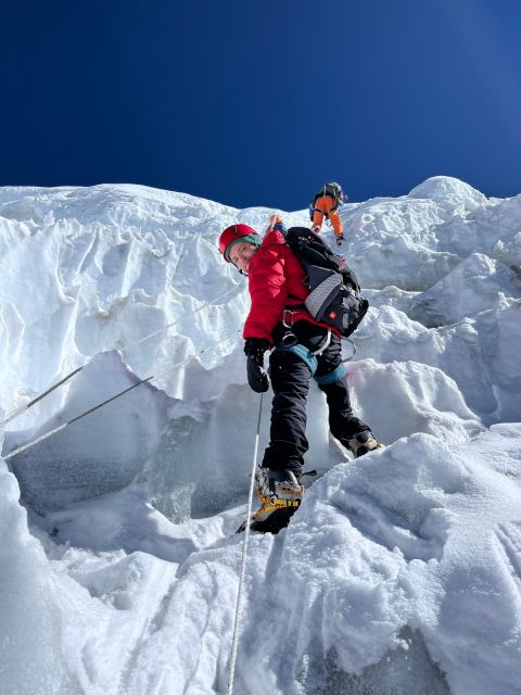 Island Peak Climb Via Everest Base Camp - Acclimatization and Altitude Tips