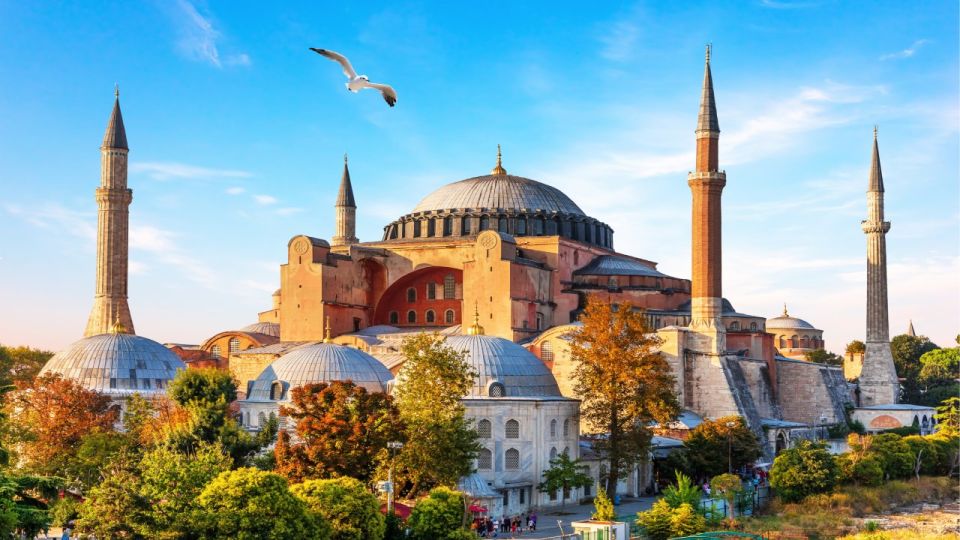 Istanbul: Basilica Cistern, Old City and Hagia Sophia Tour - Important Information