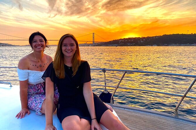 Istanbul Bosphorus Sunset Yacht Cruise With Live Guide And Snacks - Customer Reviews Breakdown