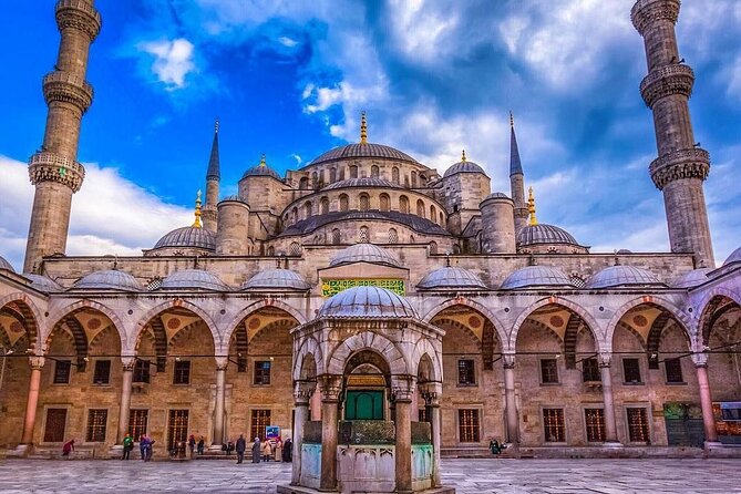 Istanbul Old Town Private Walking Day Tour With Local Guide - Meeting and Pickup Information