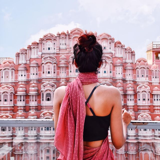 Jaipur: Discover the City's Rich History & Iconic Landmarks - Language Support and Guides