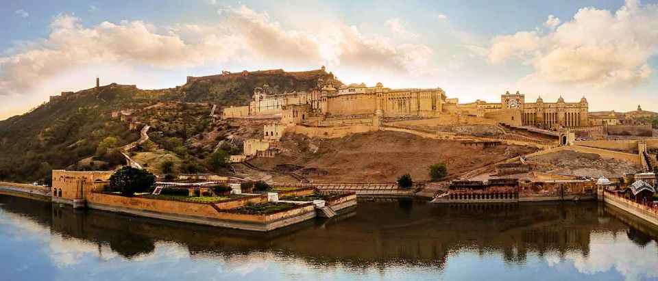 Jaipur Private Car Rental With Driver 8-10 Hours - Key Points of the Experience