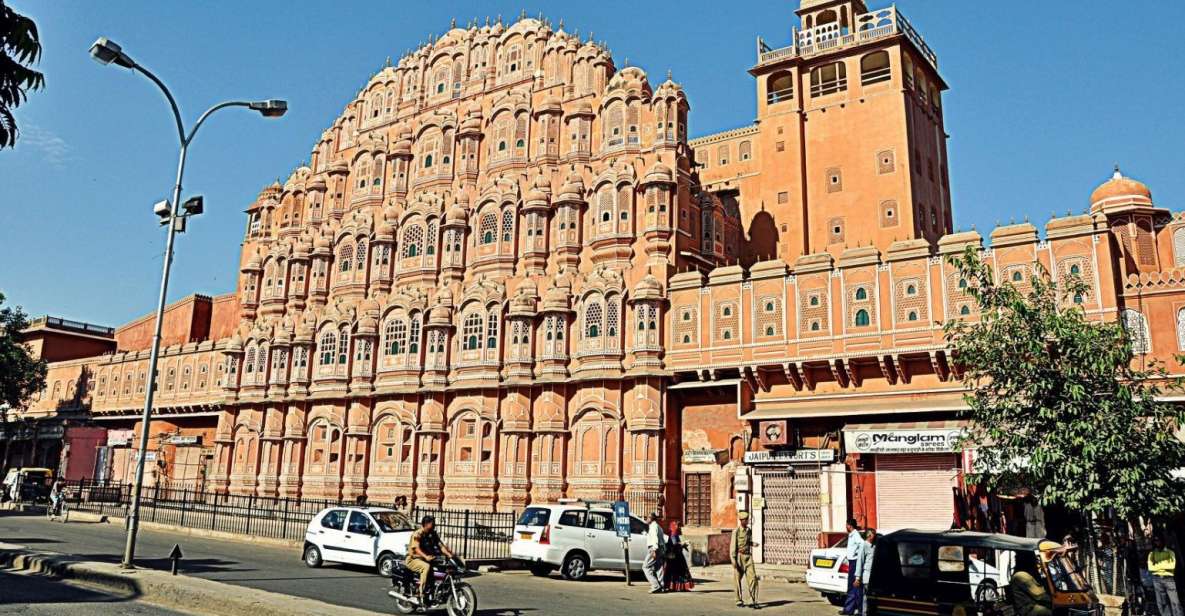 Jaipur: Private City Tour With Car & Guide