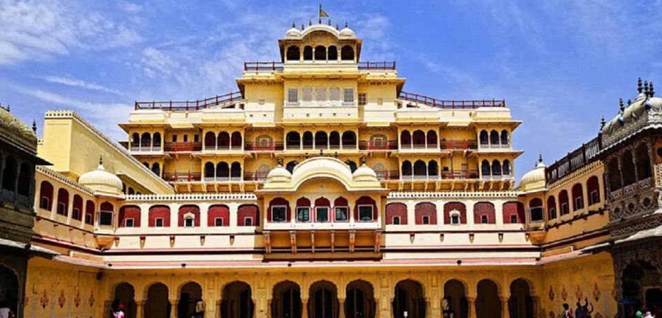 Jaipur: Private Full-Day Guided City Tour - Morning Itinerary