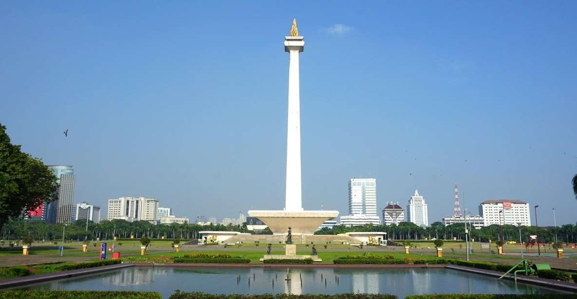 Jakarta: National Monument and Miniature Indonesia Tour - Itinerary