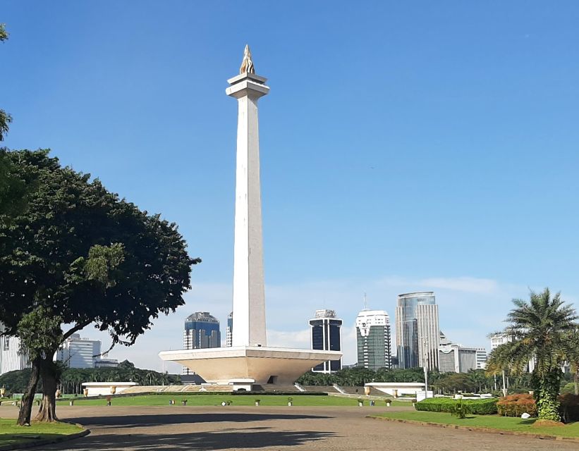 Jakarta: Private Car Charter With Professional Driver - Full Description and Experience