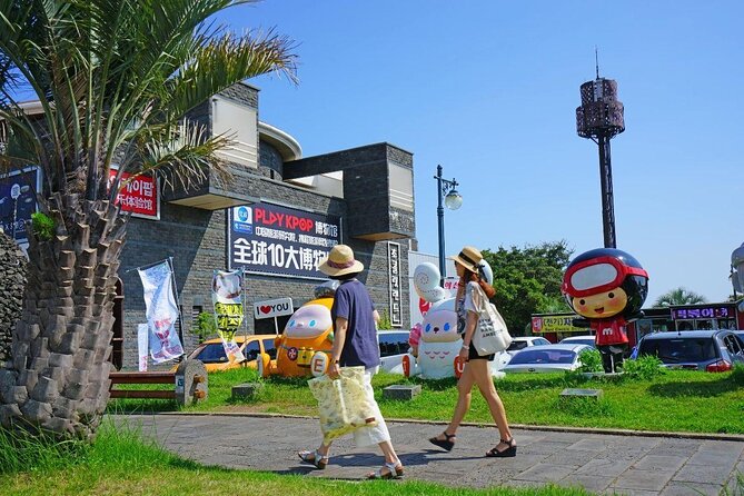 Jeju Island Private Half Day Transport : South / West - Attractions and Stops Included