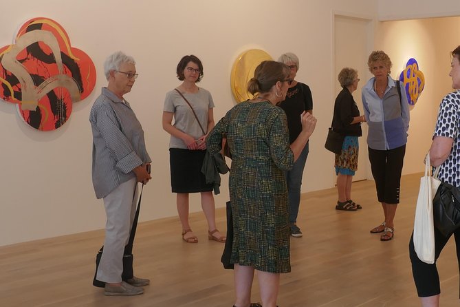 Join the Locals: 2-Hour Precinct Tour of Dealer Art Galleries - Logistics Details