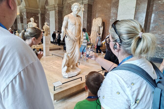 Kid-Friendly Paris Louvre Museum Private Tour & Reserved Tickets - Souvenir and Snack Options