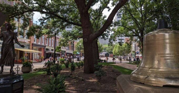 Knoxville: Self-Guided Scavenger Hunt Walking Tour - Participant Information