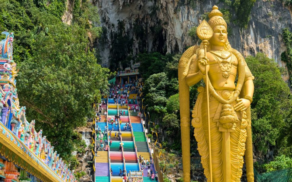 Kuala Lumpur: Batu Caves & Thean Hou Temple Cultural Tour - Tour Itinerary