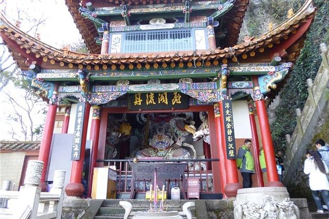 Kunming City Tour: Dragon Gate, Huating Temple and Daguan Pavilion - Must-See Attractions