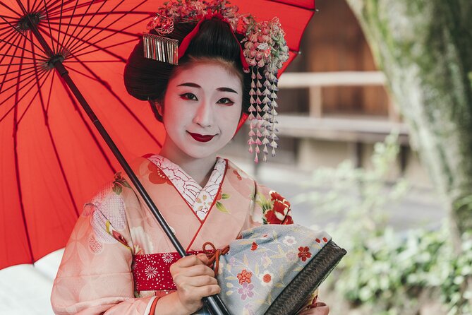 Kyoto Kimono Rental Experience and Maiko Dinner Show - Weather and Cancellation Policy