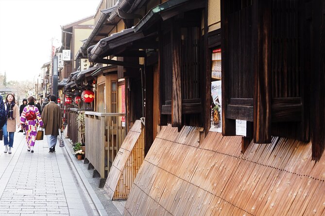 Kyoto's Higashiyama: Tradition, Art & Religion Tour - Local Cuisine