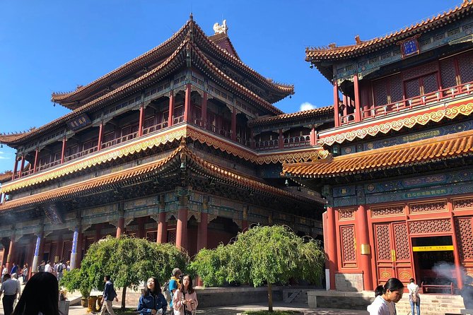 Lama Temple, Hutong and Silk & Pearl Market Private Day Tour - Private Tour Experience