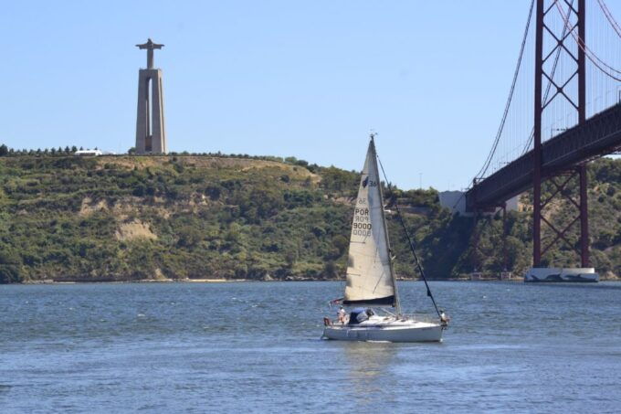 Lisboa: Day and Sunset Tour on the Tagus River - Activity Highlights