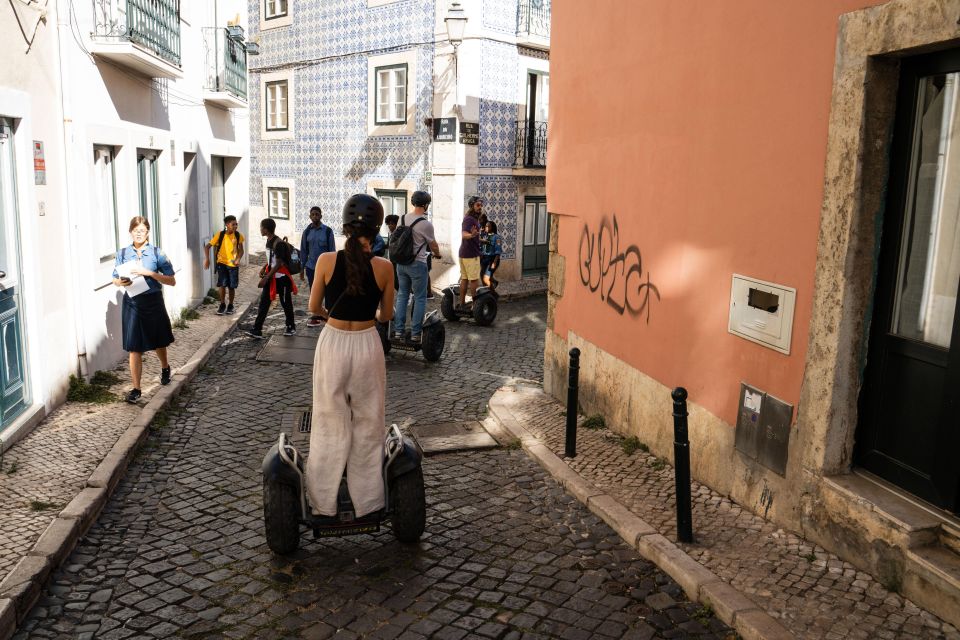 Lisbon: Express 1-Hour Unique Segway Highlights Tour - Participant Details