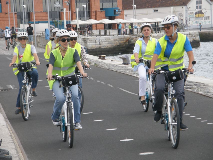 Lisbon: Go Tejo 3-Hour Electric Bike Tour - Visitor Experience