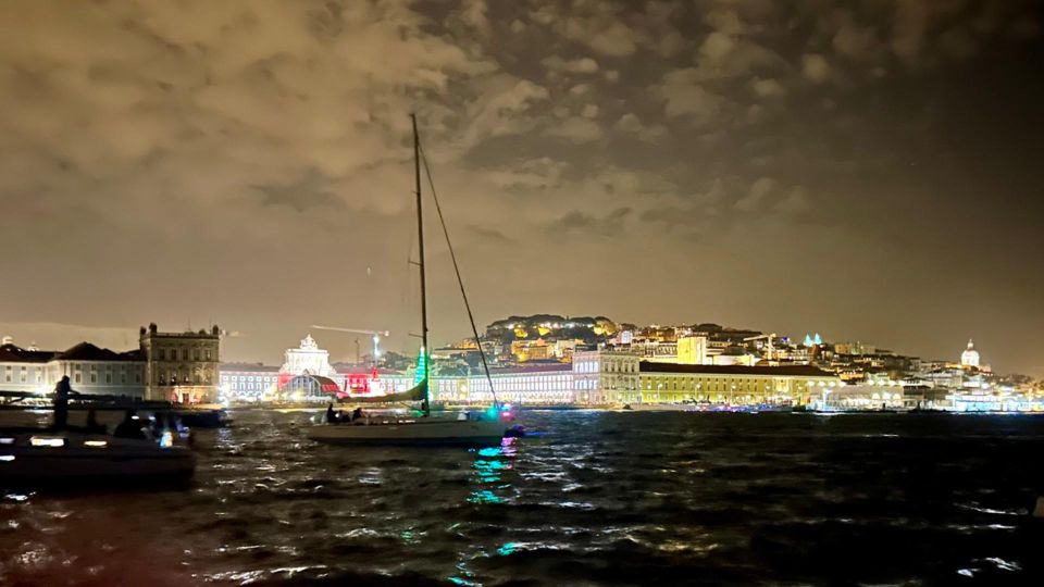 Lisbon: New Year'S Eve Firework Sailing Tour With Champagne - Booking Information