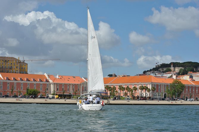 Lisbon Old Town Sailng Cruise- 2h Small Group Tour, With a Drink Included - Booking Information