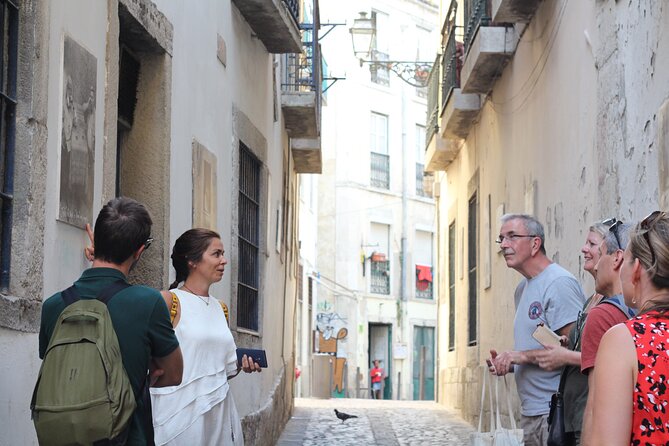 Lisbon Roots - Small Group Food & Culture Walking Tour W/Tastings - Logistics and Accessibility