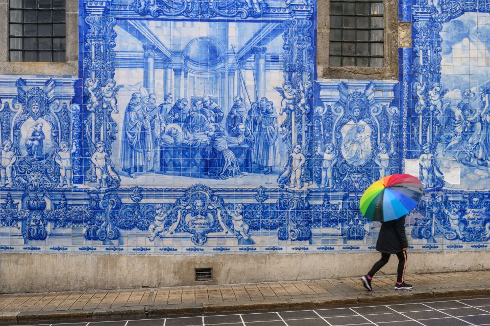 Lisbon: See Lisbon Like a Local on a Private Walking Tour - Tour Highlights