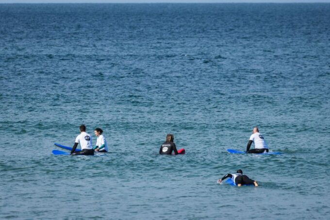 Lisbon: Surf Lesson 2 Hour All Levels - Basic Techniques Covered