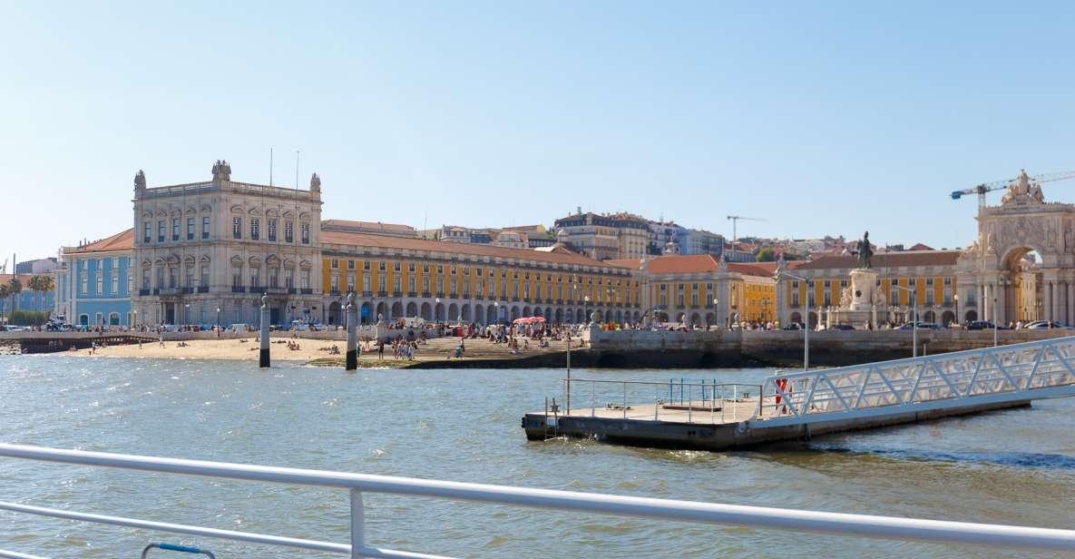 Lisbon: Tagus River Cruise With Brunch - Inclusions