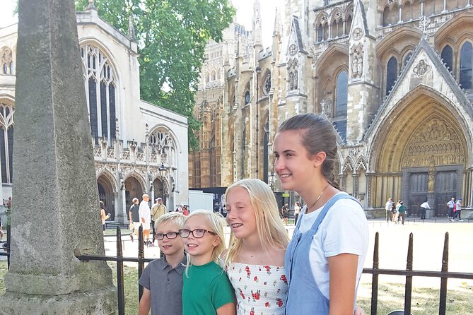 London Highlights Family-Friendly Walking Tour With Top Guide - Reviews