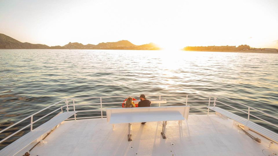 Los Cabos: Sunset Dinner Cruise With Transportation - Main Sites & Activities