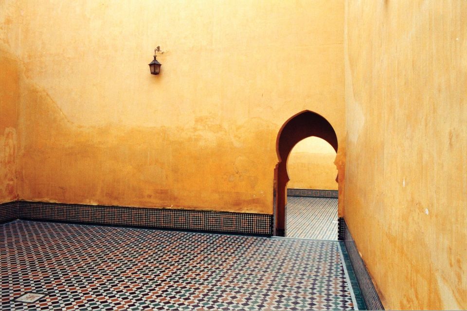 Luxury Morocco: 5-Day Private Guided Tour From Casablanca - Inclusions & Luxury Transportation