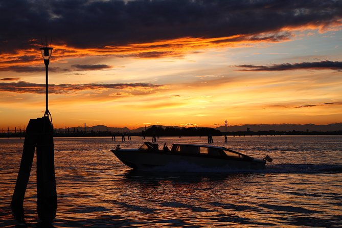 Luxury Tour of Murano & Burano Boat - Unique Artisan Demonstrations