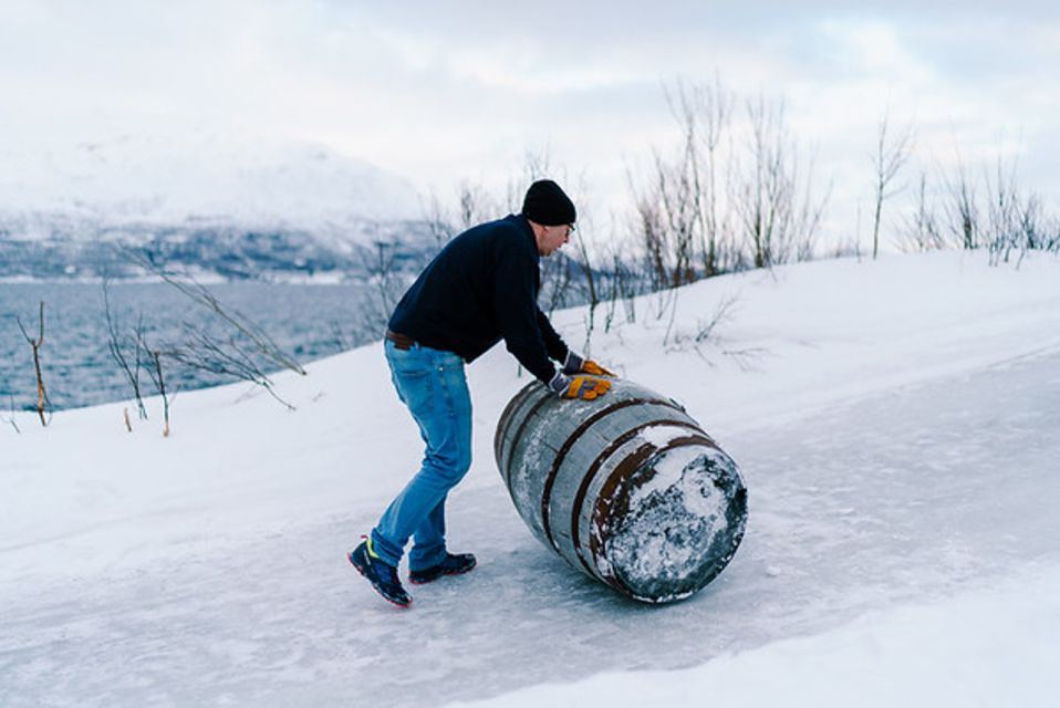 Lyngseidet: Arctic Distillery Guided Whisky Tour - Inclusions