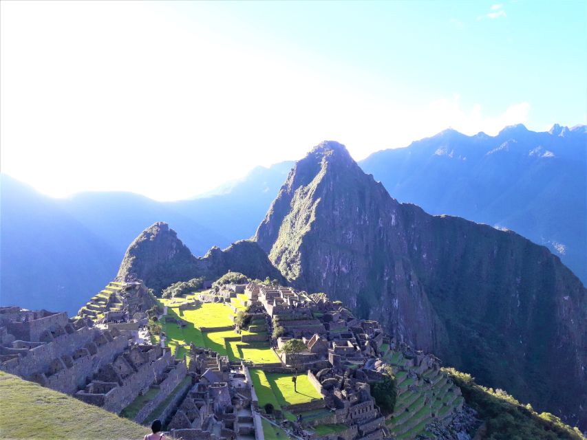 Machu Picchu: Private Tour Guide Service - Review Summary