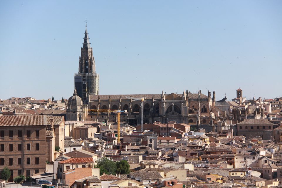 Madrid: Full-Day Guided Tour of Toledo With Cathedral Visit - Tour Highlights