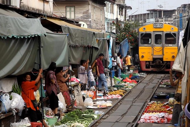 Maeklong Railway Market & Damnoensaduak Floating Market Tour (SHA Plus) - Inclusions and Services Provided