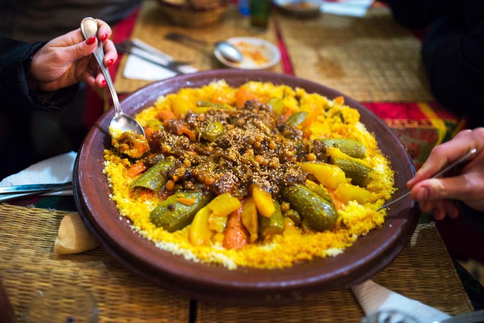 Marrakech: Authentic Moroccan Food Tour With Dinner - Location and Group Size Details